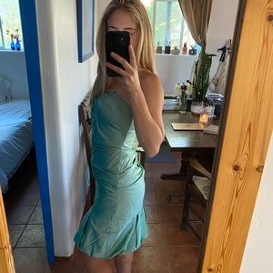 Nicole Miller | Y2K Green Mini satin strapless dress with zipper closure